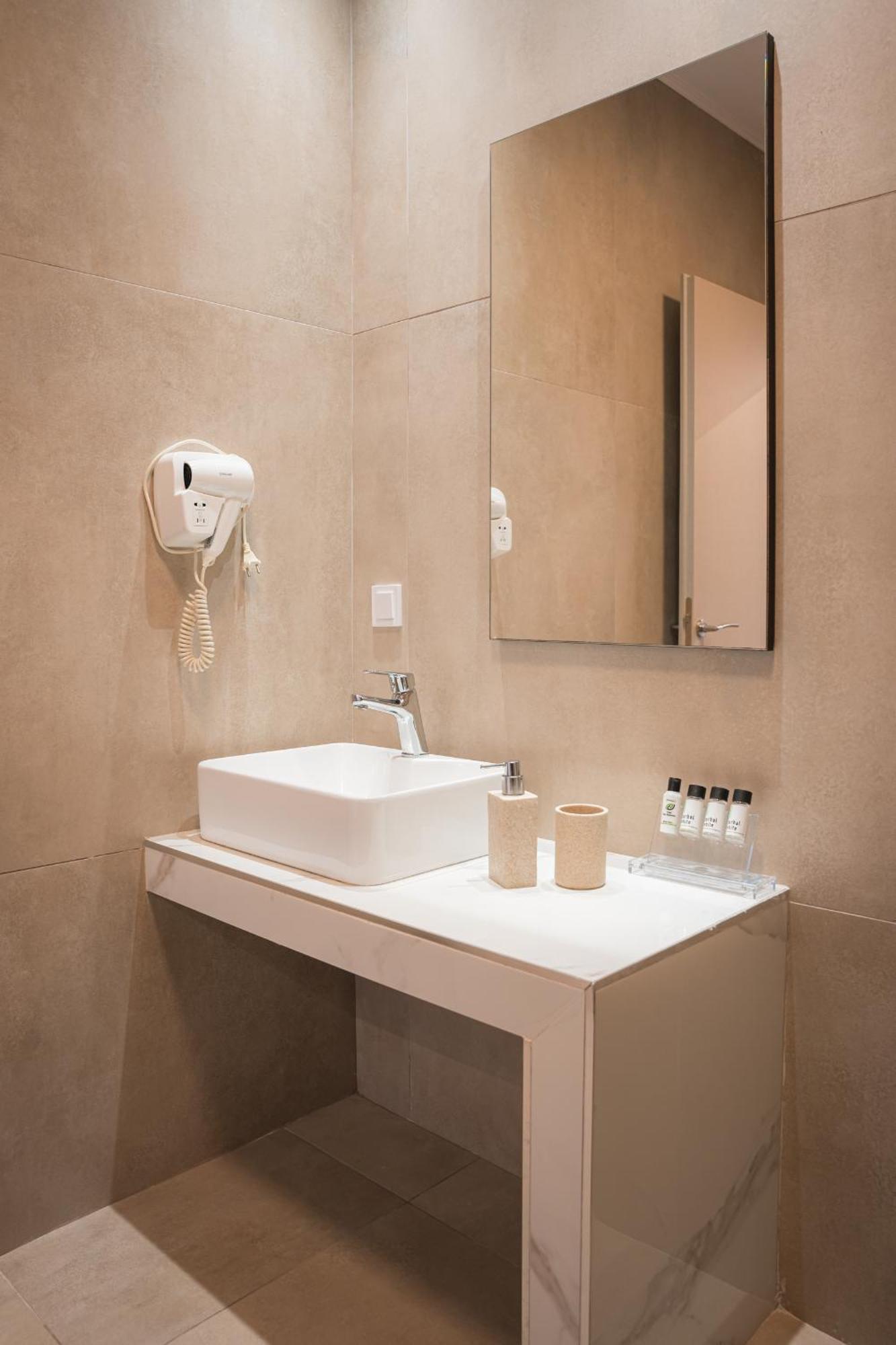 Centralviewsuites Nea Moudania Zewnętrze zdjęcie
